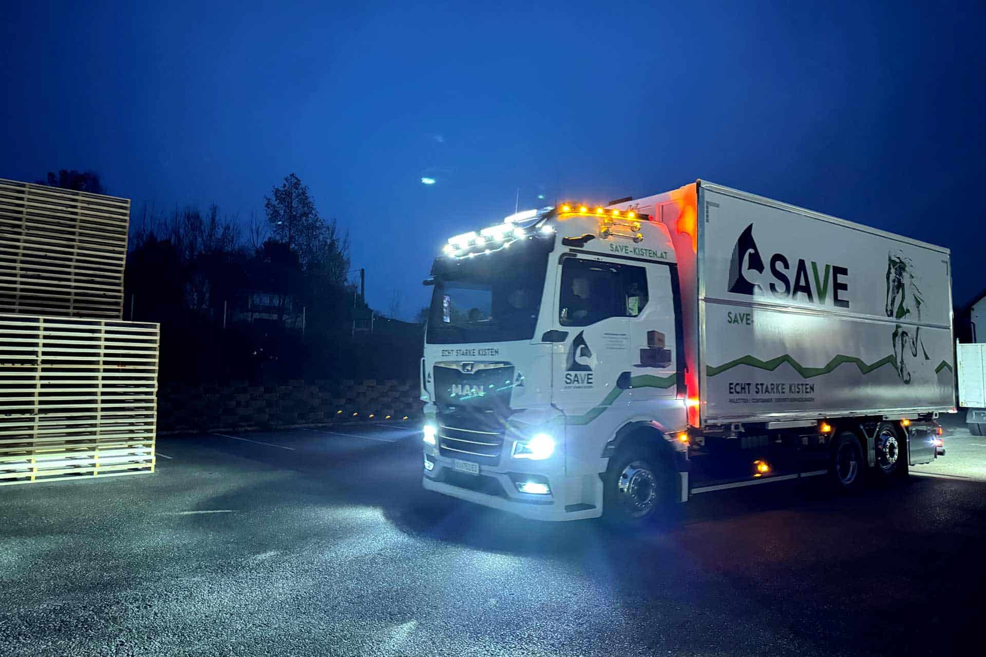 save_santner_verpackt_industriegueter_vor-ort-montage_fuer_versand_1920x1280